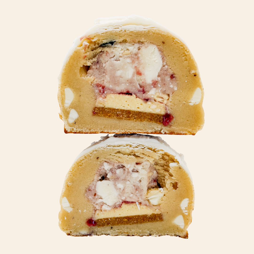 Chantilly Vanilli Stuffed Cookie